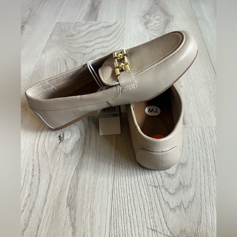 Nautica loafers